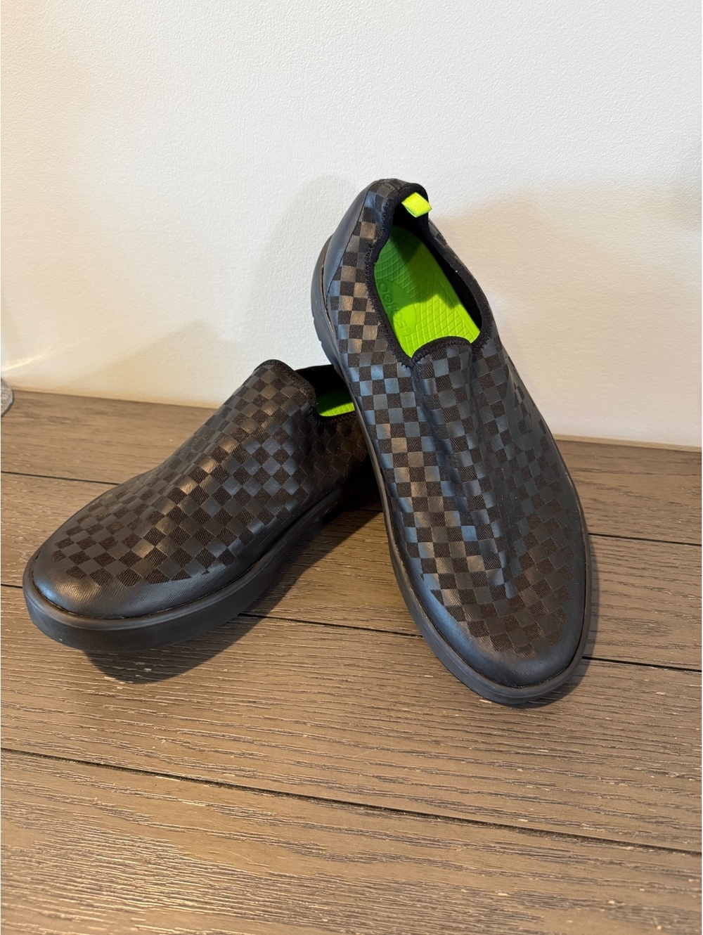 Oofos Black Slip-On Shoes Size 14